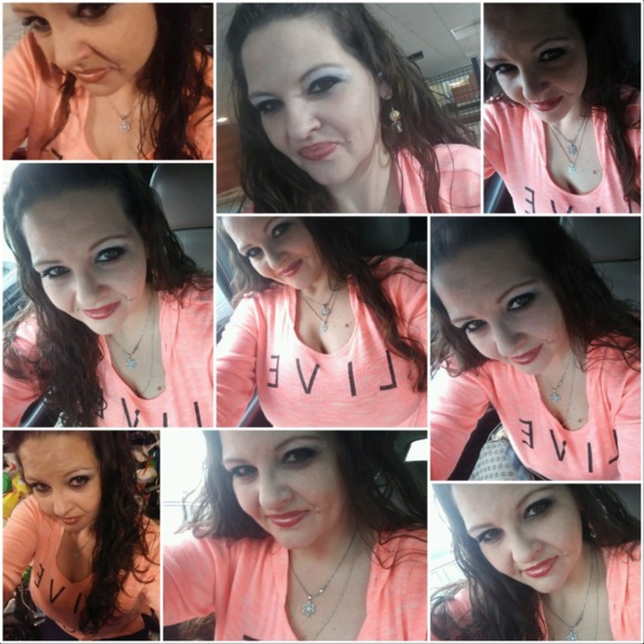 Meet your Posher, Melissa - Picture 1 of 1